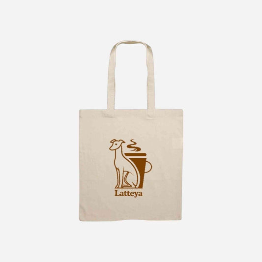 Tote Bag Latteya en coton naturel avec illustration d’un chien et d’un café, idéal pour les sorties avec ton chien. Accessoire pratique et stylé.